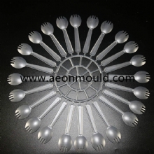 24 cavites dessert fork